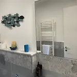 Oltre Il Blu بيت ضيافة لا سبيتسْيا